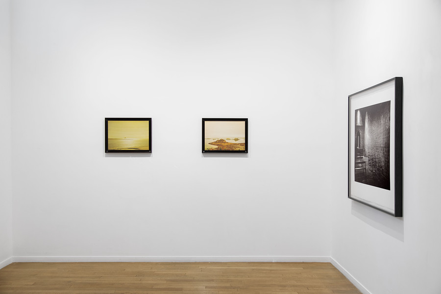 Installation View _ "L’ Être du Temps" _ RX&SLAG - Paris 