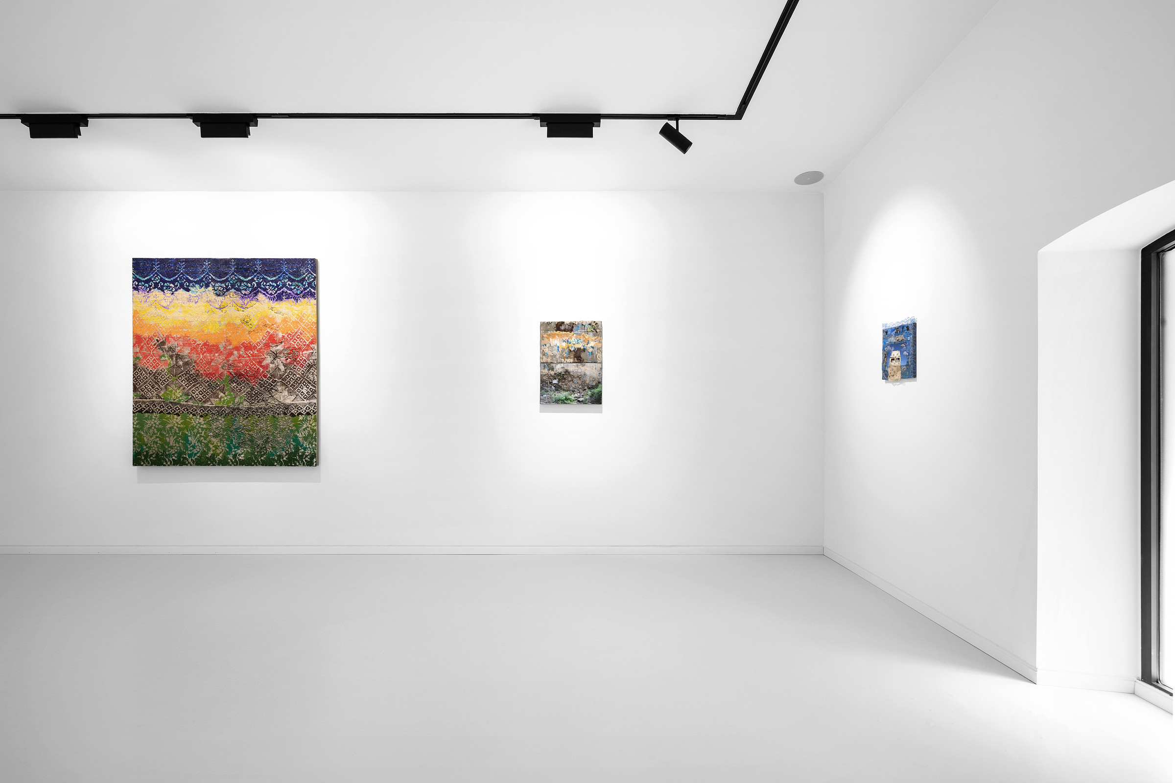 Installation View _Soft Power_ works by Naomi Safran-Hon @Bonisson Art Center 