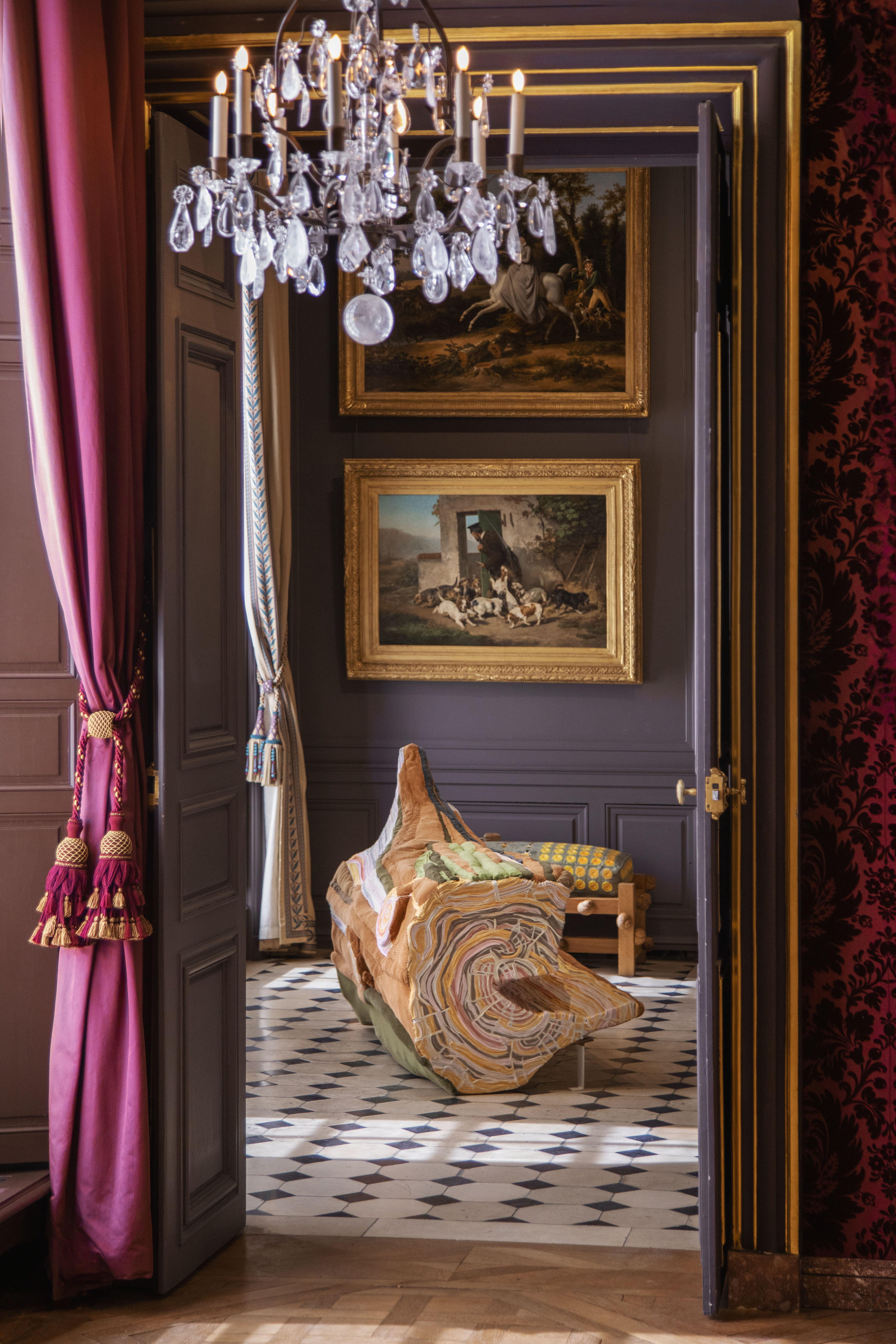 Installation View _ "La Chair du Monde" - Musée de la Chasse et de la Nature _ 2024