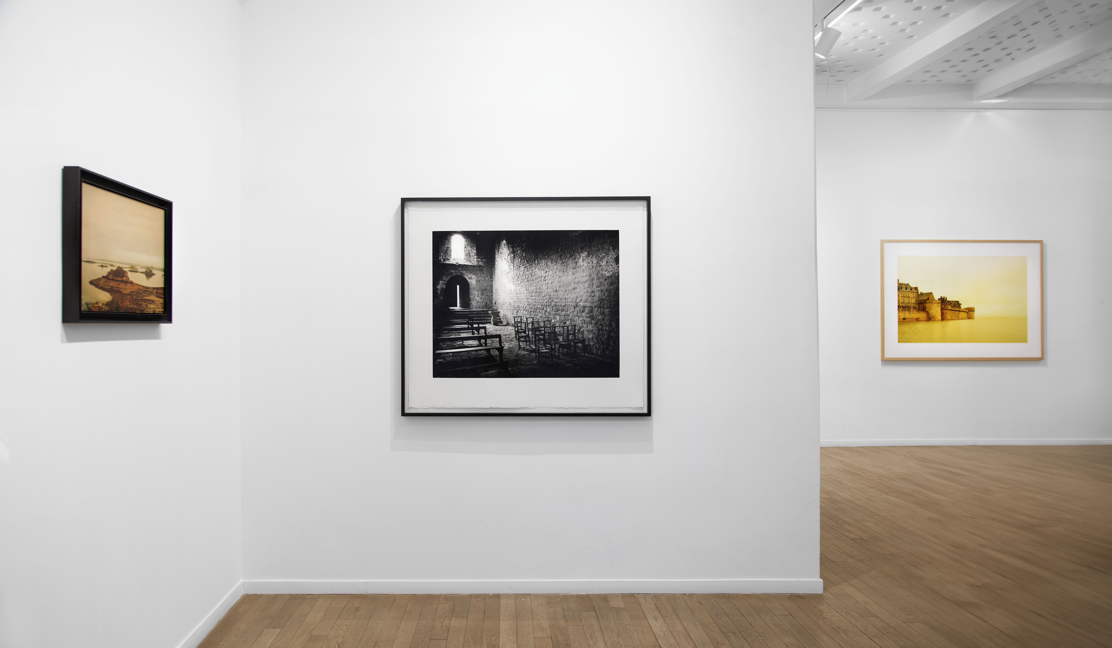 Installation View _ "L’ Être du Temps" _ RX&SLAG - Paris 